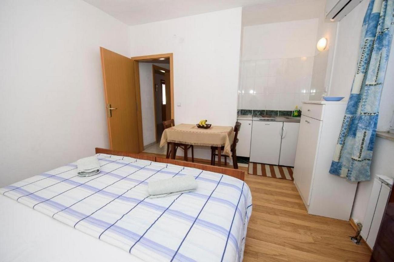 Apartments By The Sea Suhi Potok, Omis - 14555 Jesenice  Cameră foto